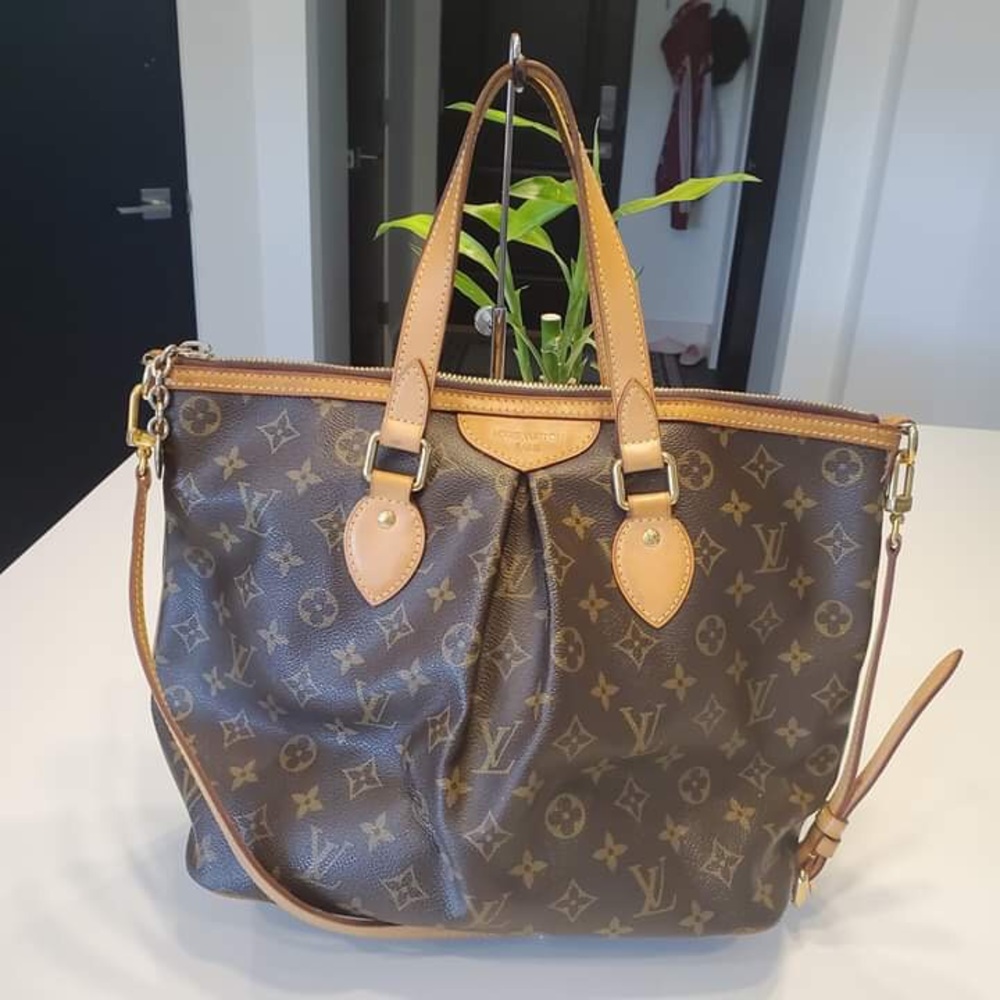 Louis Vuitton Paloma pm